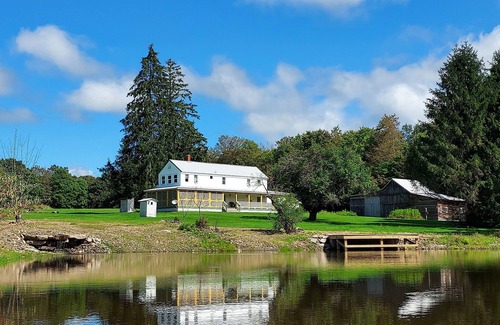 Fishs Eddy House | FRENCH WOODS FARMHOUSE | TimeOut NY's Pick in Hancock