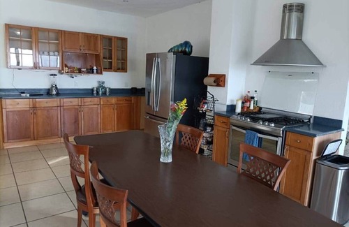 Boca de Tomatlan House | Frente al mar 9BR Hasta 40 pax