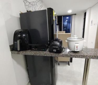 Bucaramanga House | Fresca y confortable Habitación en Apartamento Compartido