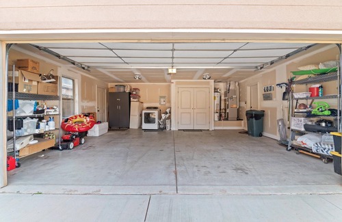 Moab South Valley House | Fresh, luxurious 4-BR home! Pool, hot tub & fenced yard with BBQ