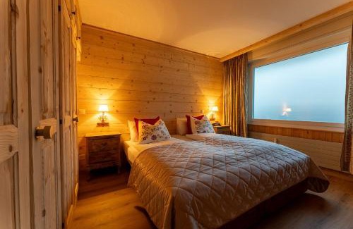 Saanen Apartment | Fresh & Simple near Gstaad