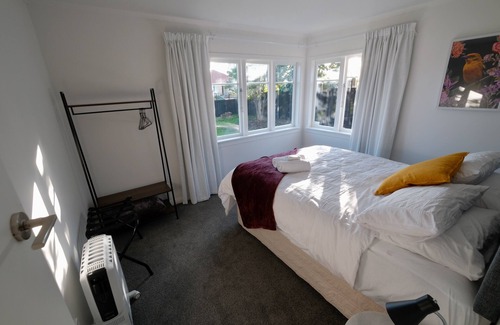 Hamilton East House | Freshly Renovated in Hamilton East