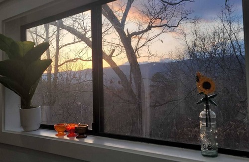 Basye Ski Chalet | Freshly Renovated, Views, Private, Bryce Resort, Lake Laura