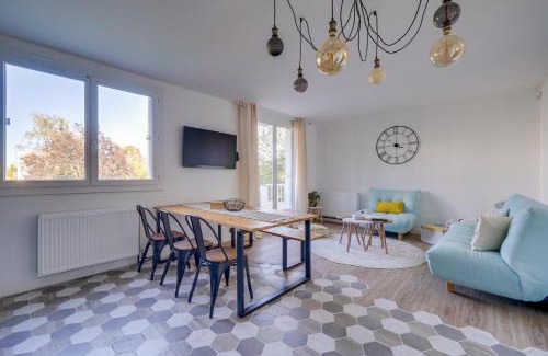 Bruges Apartment | Fridhome Jacuzzi Parking Wifi Fibre 2MIN Tram