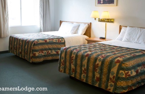 John Day House | Friendly local stay at Dreamers Lodge John Day Oregon.