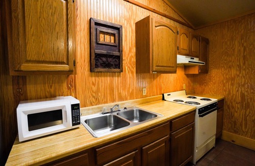 Sabinal Cabin | Frio Country Resort - Within walking distance to the Frio River!