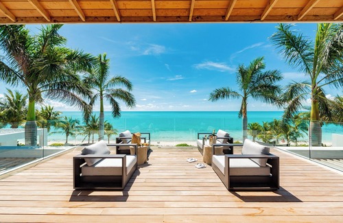 Long Bay Hills Villa | From the moment you arrive, you will be transported to a world of privacy, comfort, and breathtaking natural beauty - Legasea