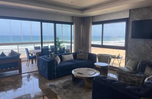Plage des Nations Apartment | front de mer Plage des nations