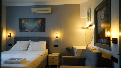 Taksim Bed & Breakfast | Front Door Suites