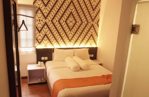West Semarang Hotel | Front One Boutique Tugu Muda Semarang