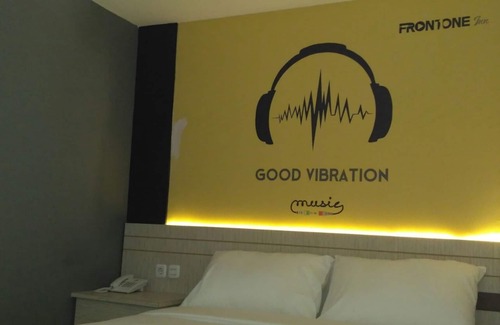 Sidoarjo Hotel | Front One Inn Sidoarjo