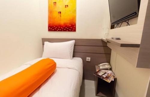 Tendean Hotel | Front One Residence Syariah Mampang