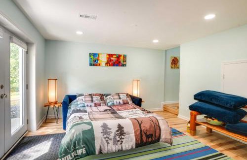 Front Royal Apartment | Front Royal Studio with Mtn Views and Brick Oven