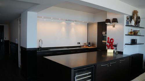 Knokke Apartment | Frontal sea view apartment