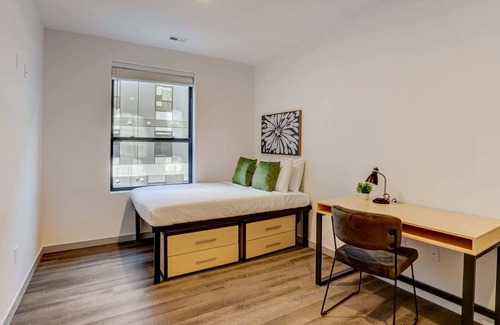 Downtown Lincoln Apartment | Frontdesk | 1 BR Apt by University of Nebraska