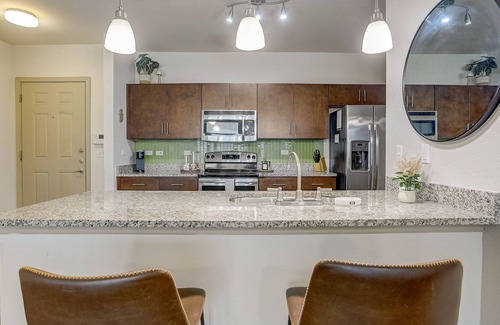 West Campus Apartment | Frontdesk | 6 BR Apt w/ Private Theater Room