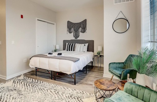 Brewerytown Apartment | Frontdesk | Convenient Brewerytown Studio