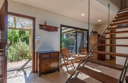 Las Flores House | Frontline Beach House: Your Dream Vacation in a Home with private beach access
