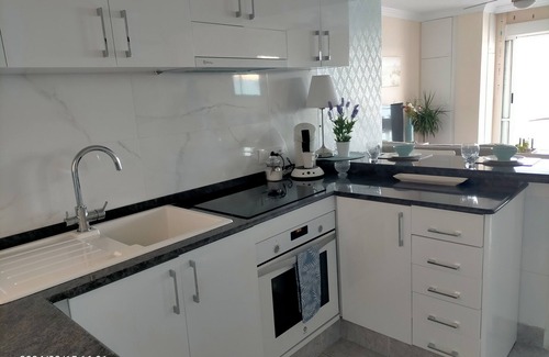 Torrevieja Apartment | Frontline to the sea. modern apartment with great balcony