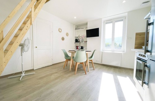 Grenoble City Centre Apartment | #FT | Le Duplex 🌞 Quiet & Renovated