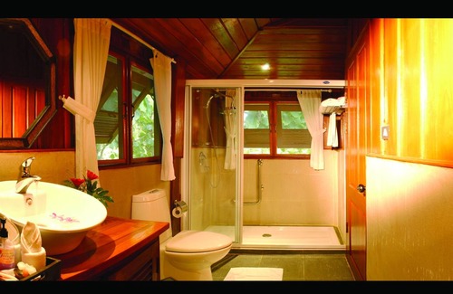 San Sai Hotel | Fuengfah Riverside Garden Resort