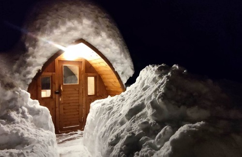 Taninges Ski Chalet | FULL chalet - 7 bedrooms - 12 people