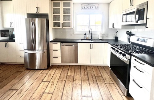 Algoma District House | Full Cozy & Modern Bungalow in a quiet neighbourhood