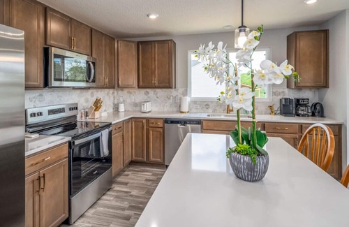 Walton House | Full Home by Ark/Creation Museum