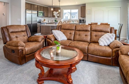 Walton House | Full Home by Ark/Creation Museum