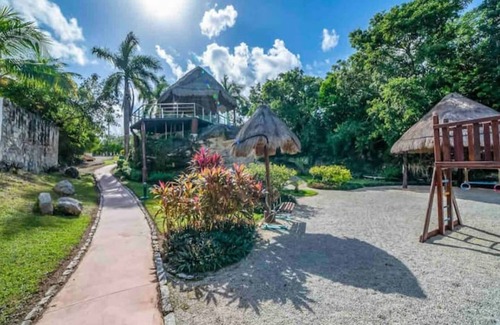 Alvaro Obregon House | FULL HOUSE 24 PAX, 5 MINUTES FROM THE BEACH