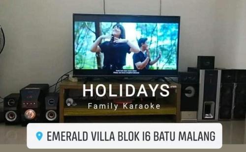 Sidomulyo Villa | Full House Emerald Villa i6 2 BR Near JTP 3