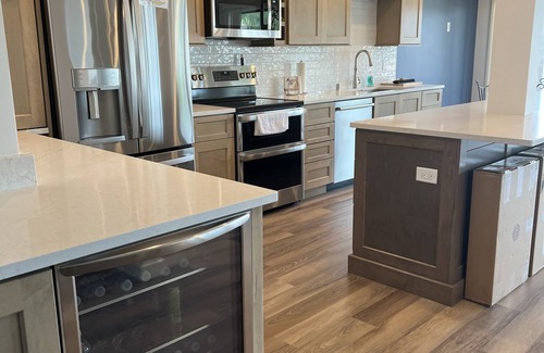 Fontana-on-Geneva Lake Villa | FULL REMODEL done in 2023! Come visit and enjoy the view😎