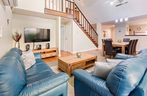 Dunsborough Villa | Full reno won't disappoint, 3 bedrooms. short stroll to delightful coffee venues