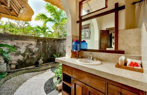 Nyuh Kuning Apartment | Fullara 1 BR Suite With Rice Field View ZN240