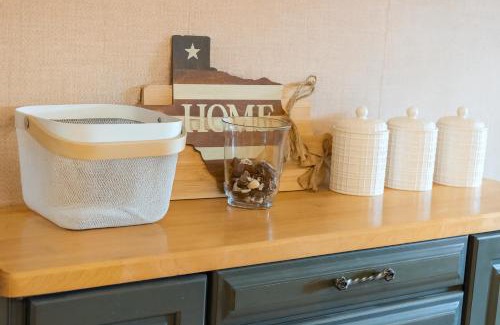 Fullerton House | Fullerton Family-Ready- 9 min to Disneyland