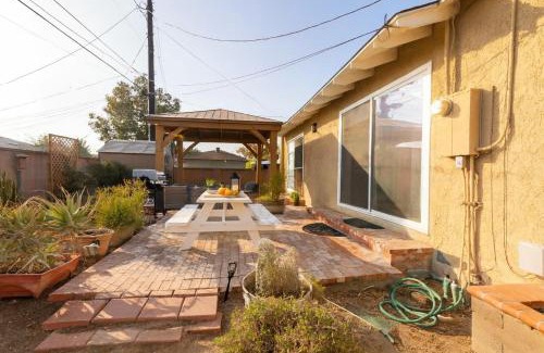 Fullerton House | Fullerton Family-Ready- 9 min to Disneyland