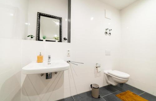 Friedrichstadt Apartment | FullHouse - Dresden - A6 - Washing Machine - Terrace - Nespresso