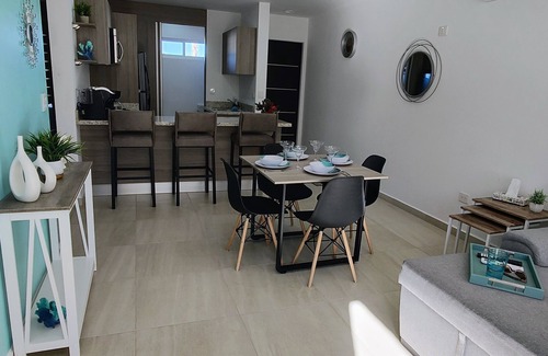Cerritos Condo | Fully Equipped 2 BR Main Floor Condo Near Beach at Almarena Residencial