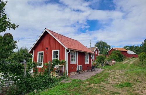 Rockneby House | Fully equipped cottage near the sea
