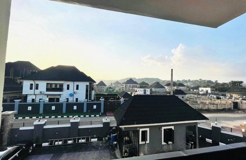 Enugu Apartment | Fully furnished 2-bedroom Shortlet serviced apartment in Enugu Nigeria