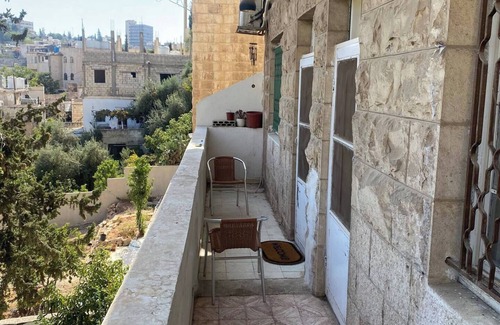 Al Abdali House | Fully Furnished Apartment in Central of Al-weibdehnn