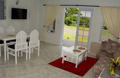 Savannes Apartment | Fully furnished/modern apartments with ocean view, 5 mins from the beach