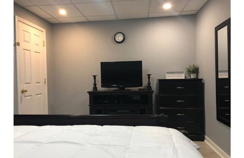 Inman House | Fully Furnished Private Suite in Fayetteville GA