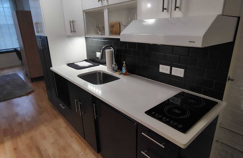 Downtown Hartford Apartment | Fully Furnished Private Loft Style Charm Trumbull Elevator
