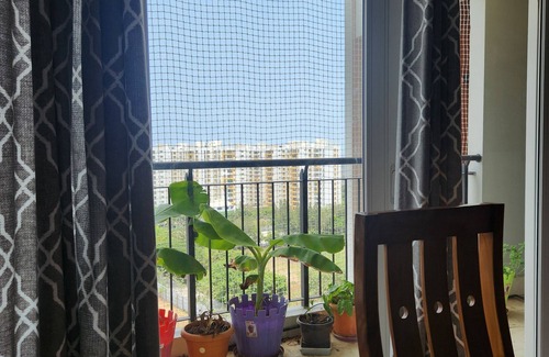 Kelambakkam Apartment | Fully professionally furnished 1200 sqft, 1 bed, 1 bathnback- IT SIPCOT/OMR area