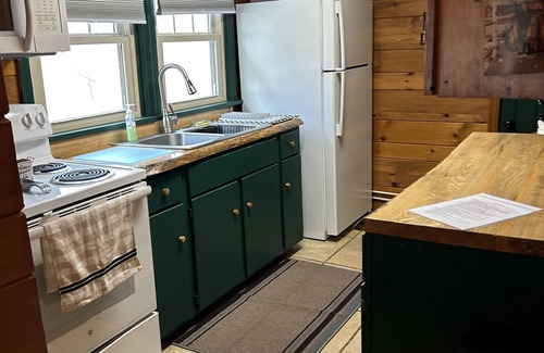Warriors Mark Cabin | Fully remodeled Private Cabin on 60 acres with pond and stream