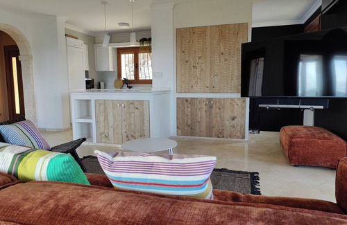 Pedreguer Villa | Fully renovated luxury villa for 8 with panoramic views