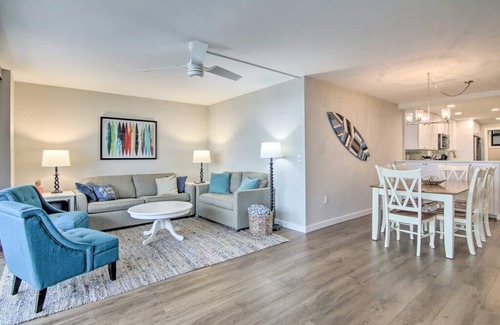 Bethany Beach Condo | Fully Renovated Ocean Front Condo at Sea Colony
