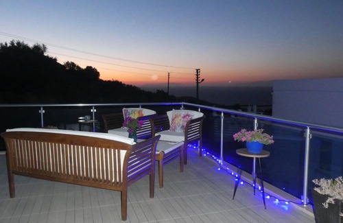 Koyunbaba Villa | Fully Rental Licensed, superbly Equipped Villa - Bar, Pool & Sea Views, Wifi.