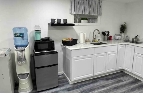 Jersey City Apartment | Fun and spacious